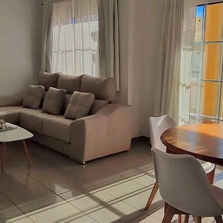 Burriana Silhouse Apartment