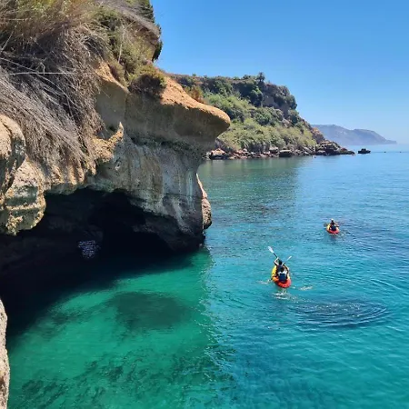 Апартаменты Burriana Silhouse